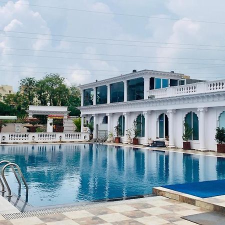 Dream Palace Resort Катманду Экстерьер фото