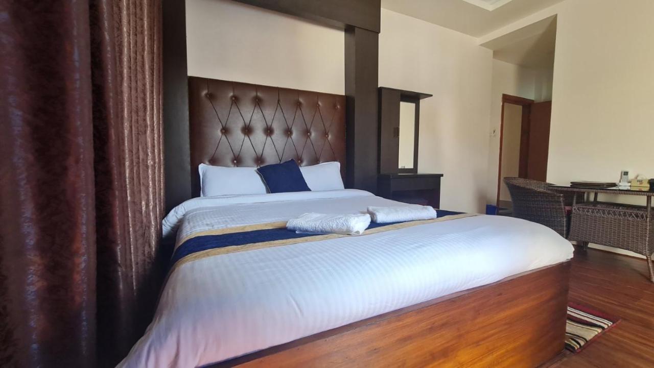 Dream Palace Resort Катманду Экстерьер фото