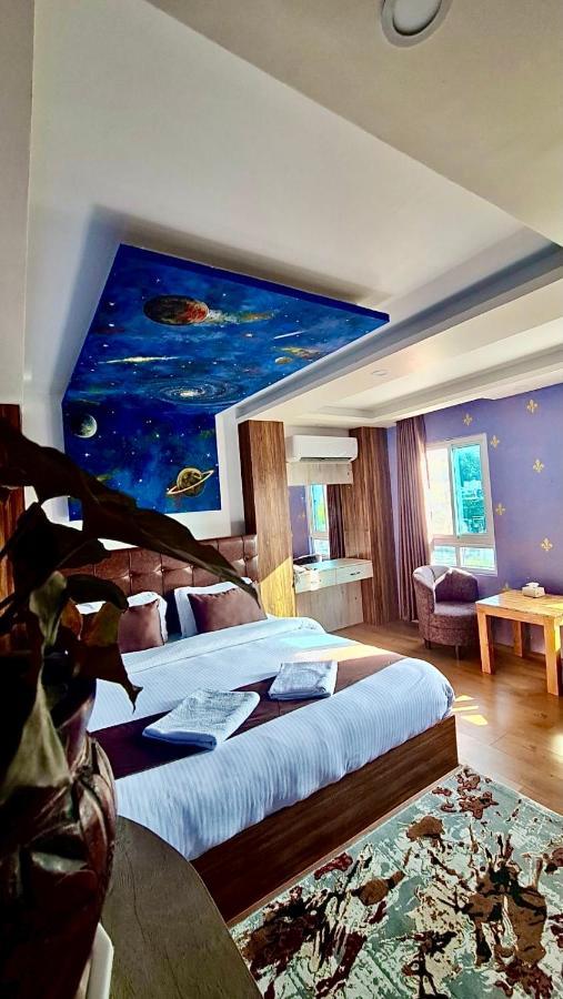 Dream Palace Resort Катманду Экстерьер фото