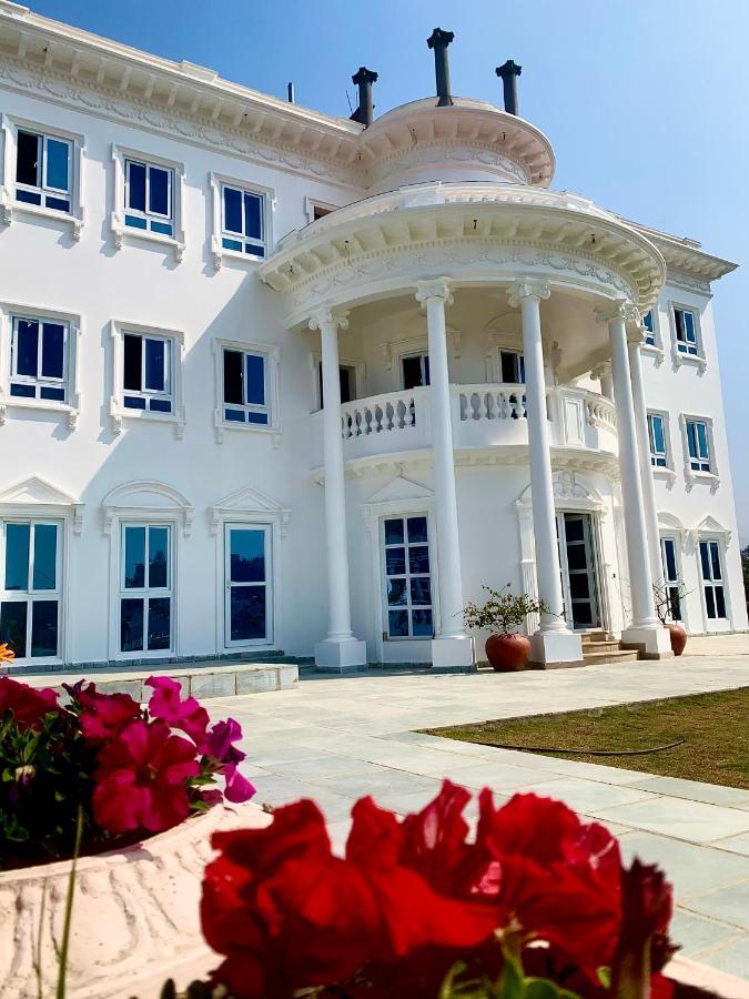 Dream Palace Resort Катманду Экстерьер фото