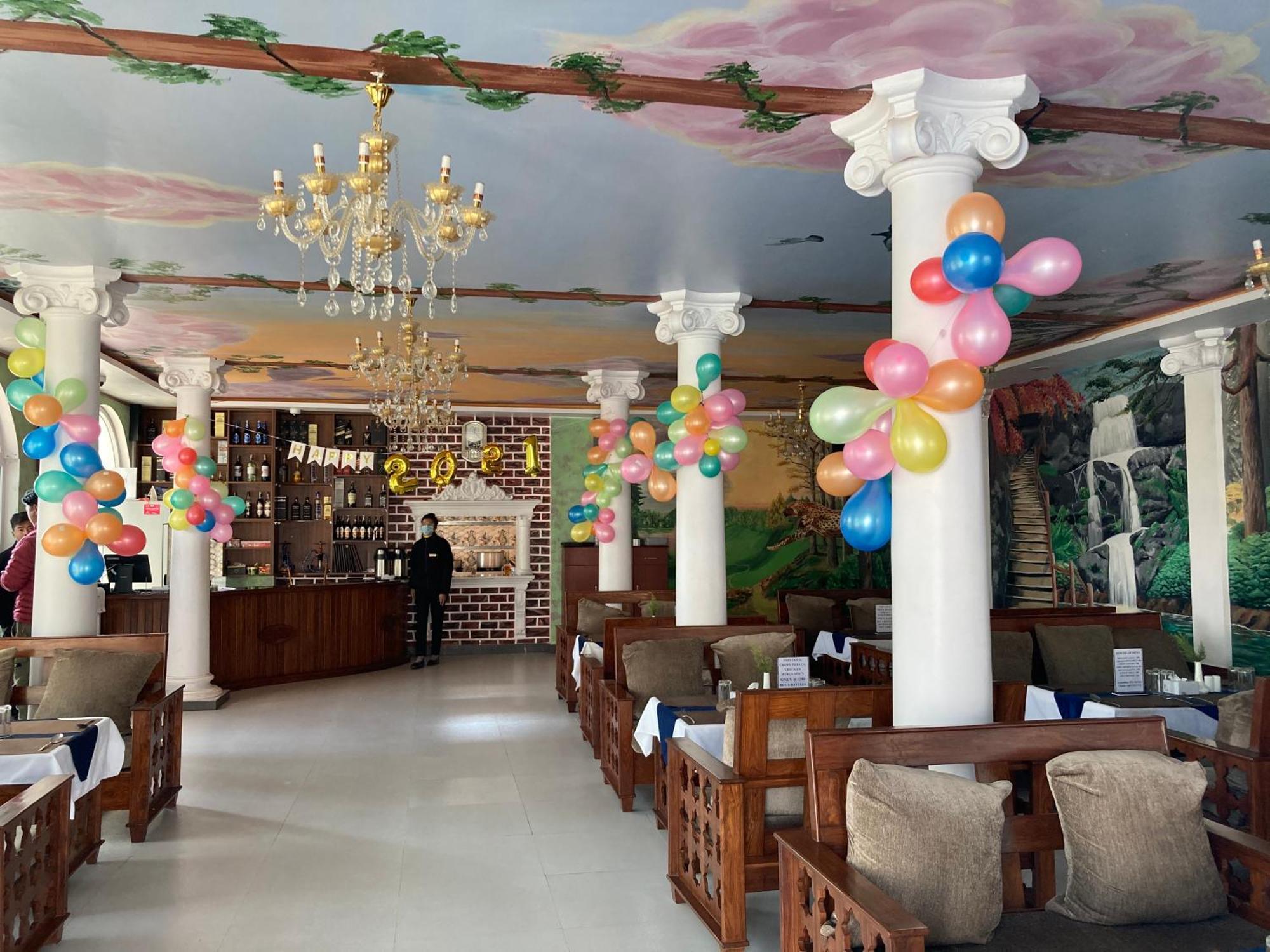 Dream Palace Resort Катманду Экстерьер фото